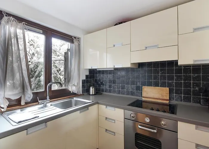 Alpstuga House Berenice - Les Praz *